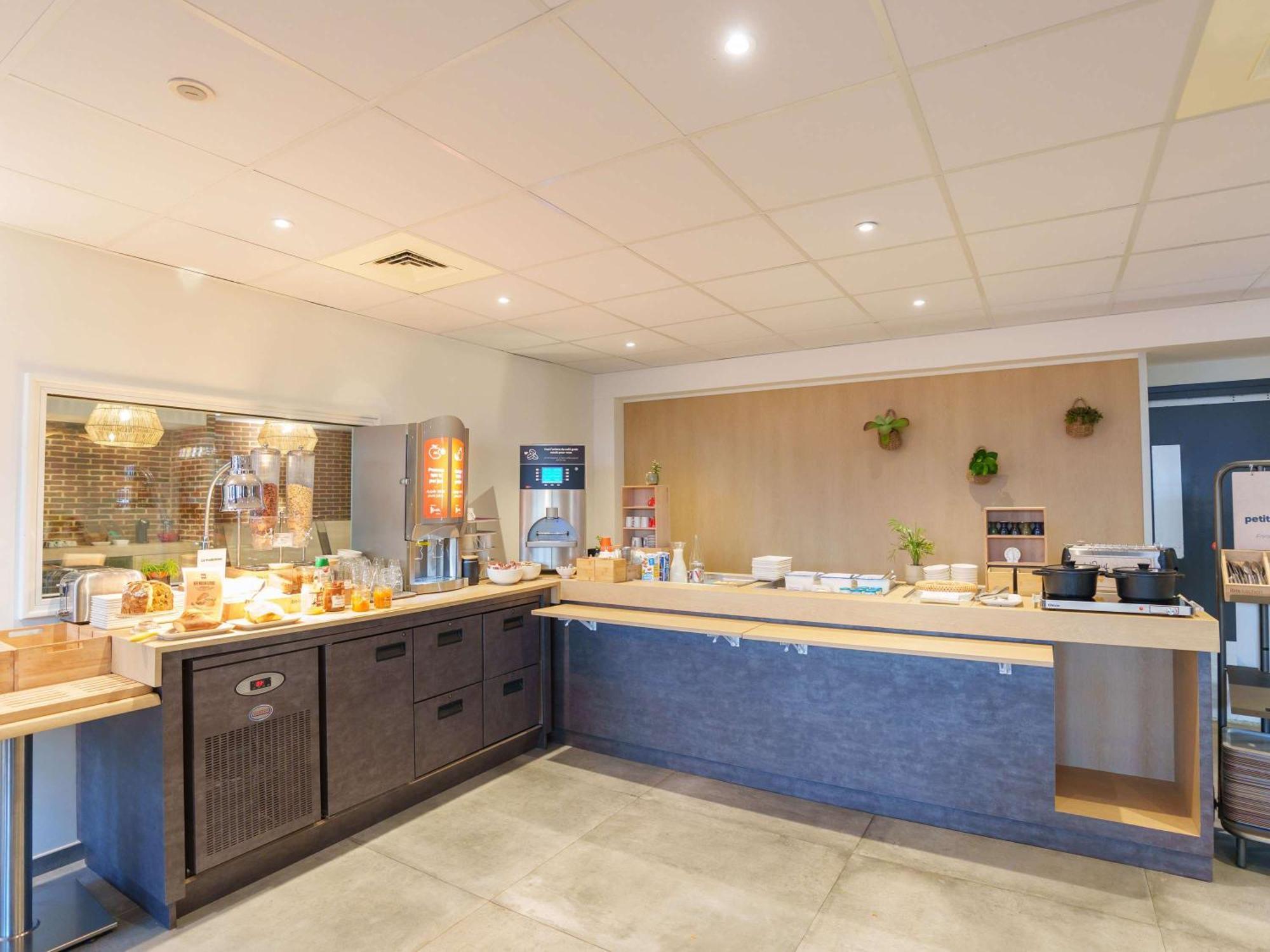 Hotel Ibis Laon Zewnętrze zdjęcie